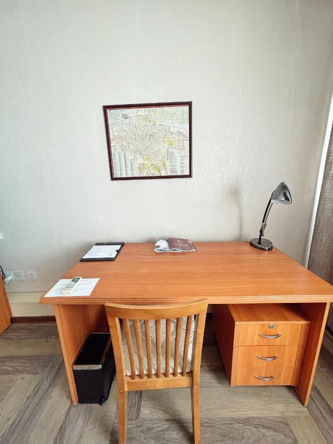 Golden Dragon Hotel Biskek Kültér fotó