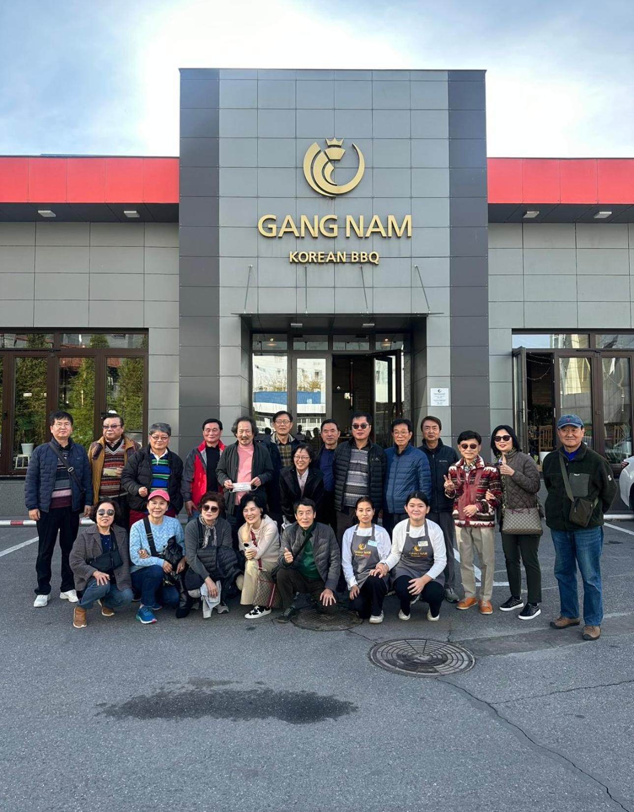 Golden Dragon Hotel Biskek Kültér fotó