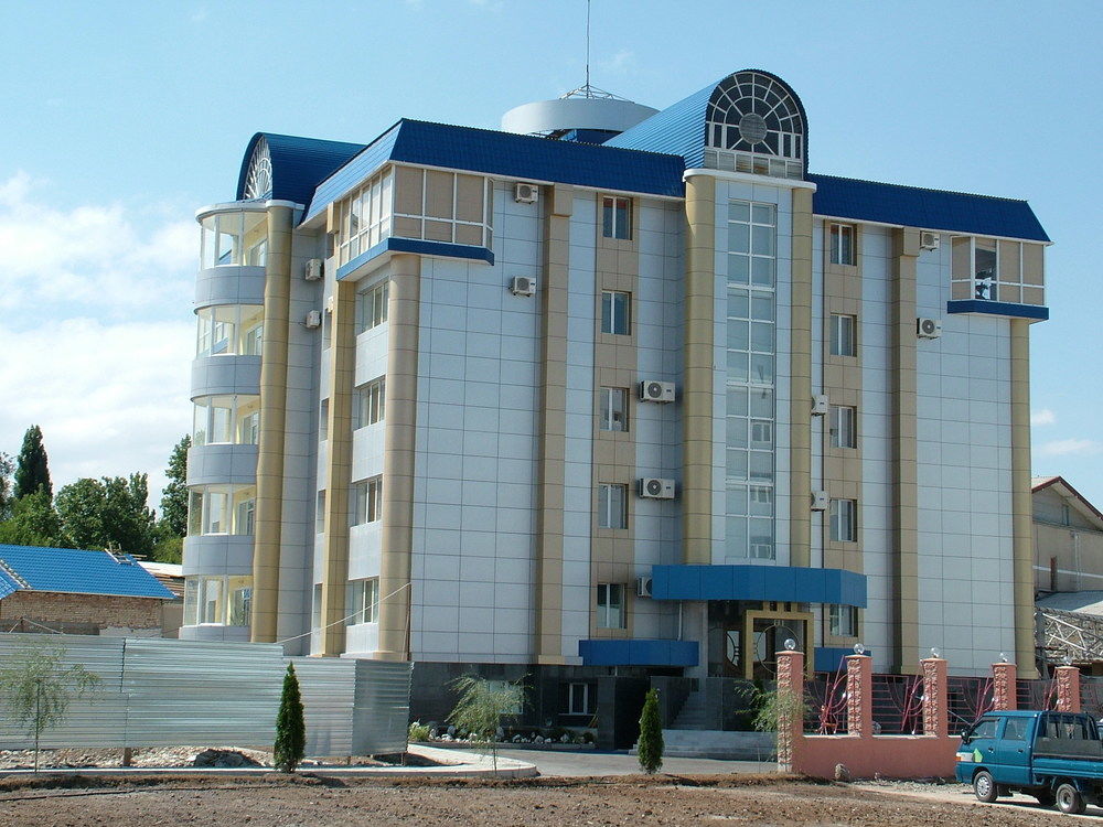 Golden Dragon Hotel Biskek Kültér fotó